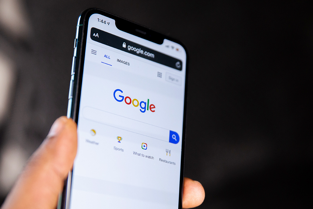 Buscas sobre suicídio no Google caíram nos EUA no começo da pandemia