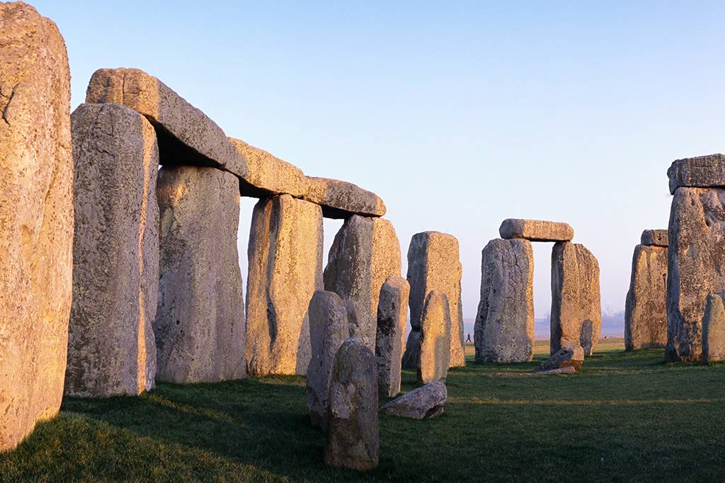 Pedras de Stonehenge foram reaproveitadas de monumento desmontado há 5 mil anos