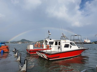 Esta é lancha que os práticos de Santos (SP) usam para embarcar nos navios.