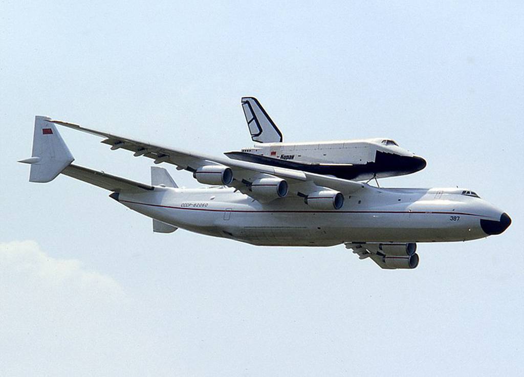 Antonov-225, destruído na Ucrânia, nasceu para carregar ônibus espacial soviético