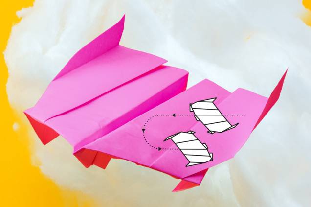 "Boomerang II". O segundo Boomerang deve ser lançado na horizontal. Em determinado ponto da trajetória, ele dá uma cambalhota e retorna de ponta--cabeça. A parte de cima e de baixo possuem “winglets” – pequenas dobras para fora que reduzem a turbulência. "Boomerang II". O segundo Boomerang deve ser lançado na horizontal. Em determinado ponto da trajetória, ele dá uma cambalhota e retorna de ponta--cabeça. A parte de cima e de baixo possuem “winglets” – pequenas dobras para fora que reduzem a turbulência.