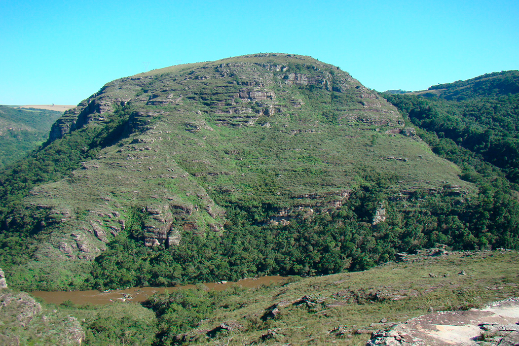 SI_deriva-continental_site5 Imagem do cânion do Guartelá, no Parque Estadual.