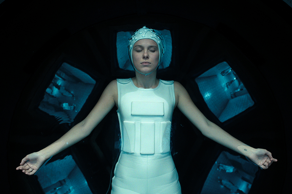 Fomos em um tanque de privação sensorial – o mesmo que Eleven usa em Stranger Things