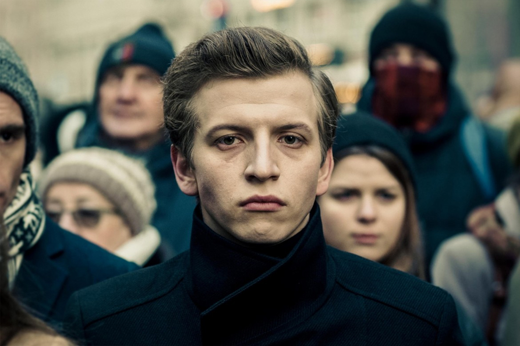 Cena do filme Rede de &Oacute;dio (2020).