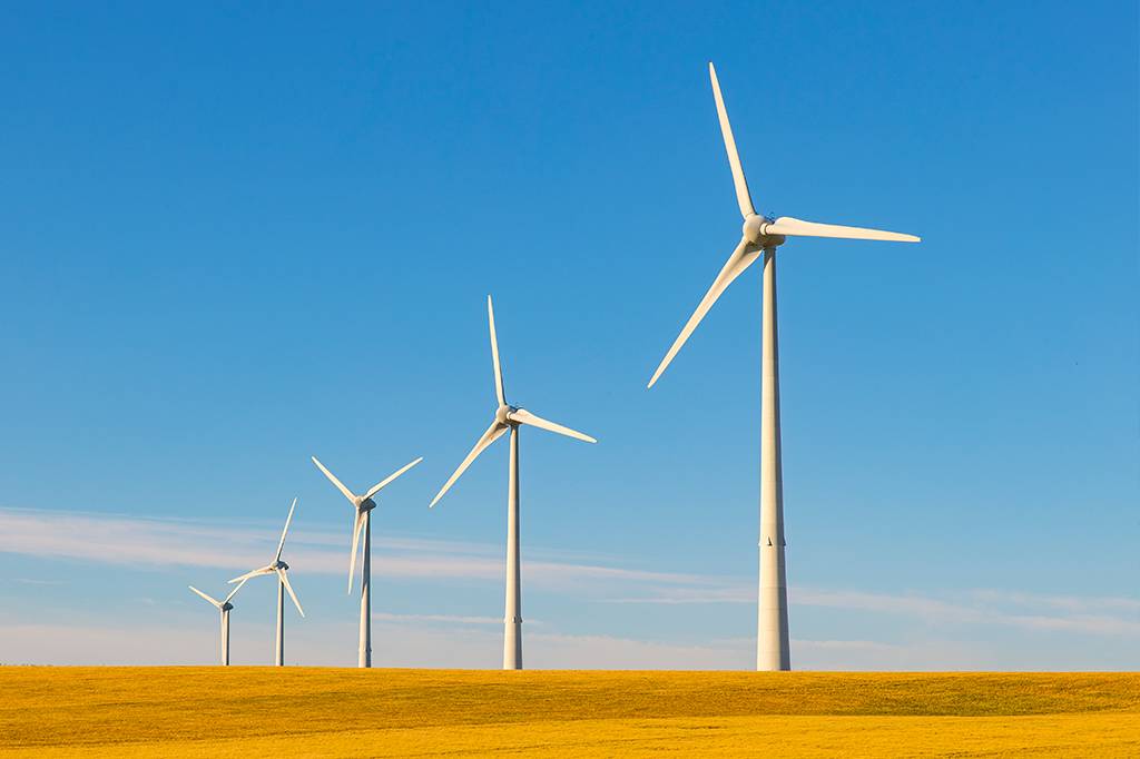 Energias renováveis devem superar o carvão já em 2025, diz relatório