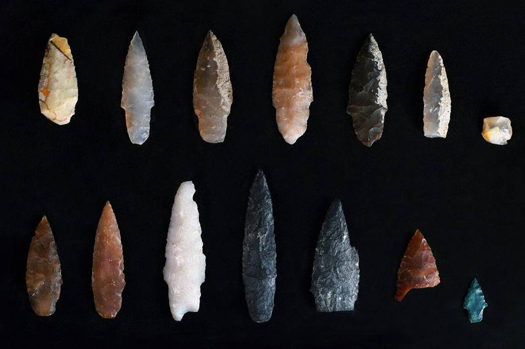 Arqueólogos encontram as pontas de projéteis mais antigas das Américas