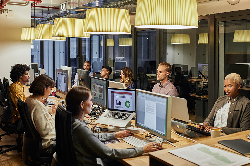 Aplicar inteligência artificial no trabalho pode aumentar a produtividade em 14%