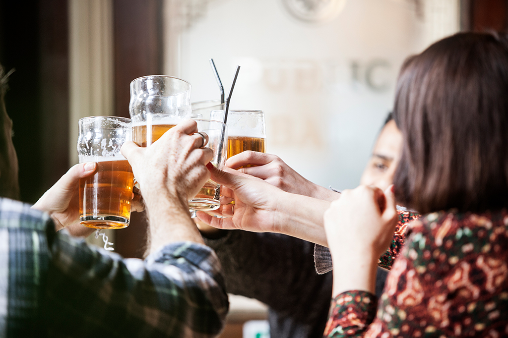 Por que há dois dias da semana em que não trabalhamos?