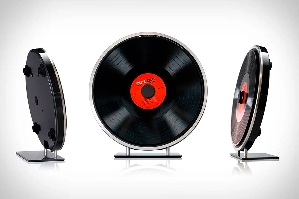 O toca-discos de vinil que funciona na vertical