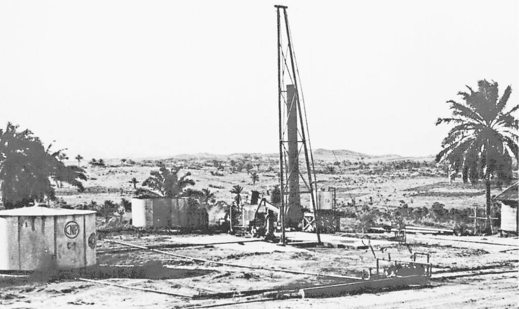 1108_Deriva6 Imagem do primeiro poço comercial de Petróleo no Brasil.