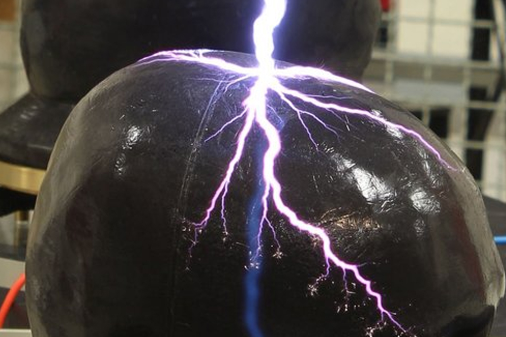 A água da chuva pode melhorar sua chance de sobreviver a um raio na cabeça