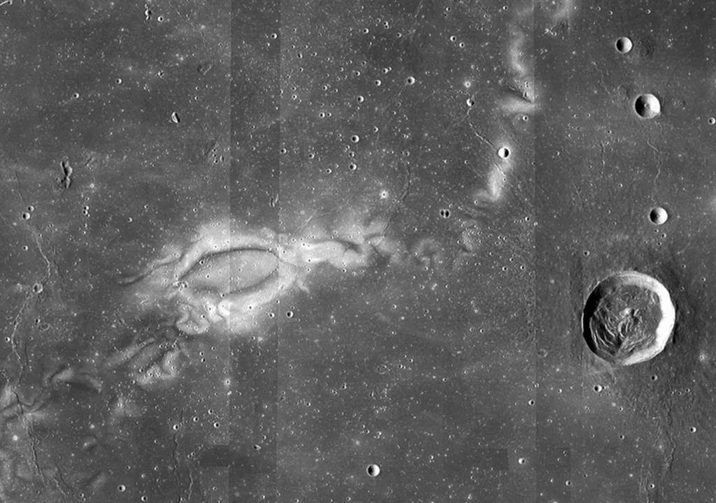 Os redemoinhos lunares, como o chamado Reiner Gamma, fotografado aqui pela Lunar Reconnaissance Orbiter da NASA, podem ser o resultado de interações do vento solar com regiões “relíquias” dispersas do antigo campo magnético da Lua