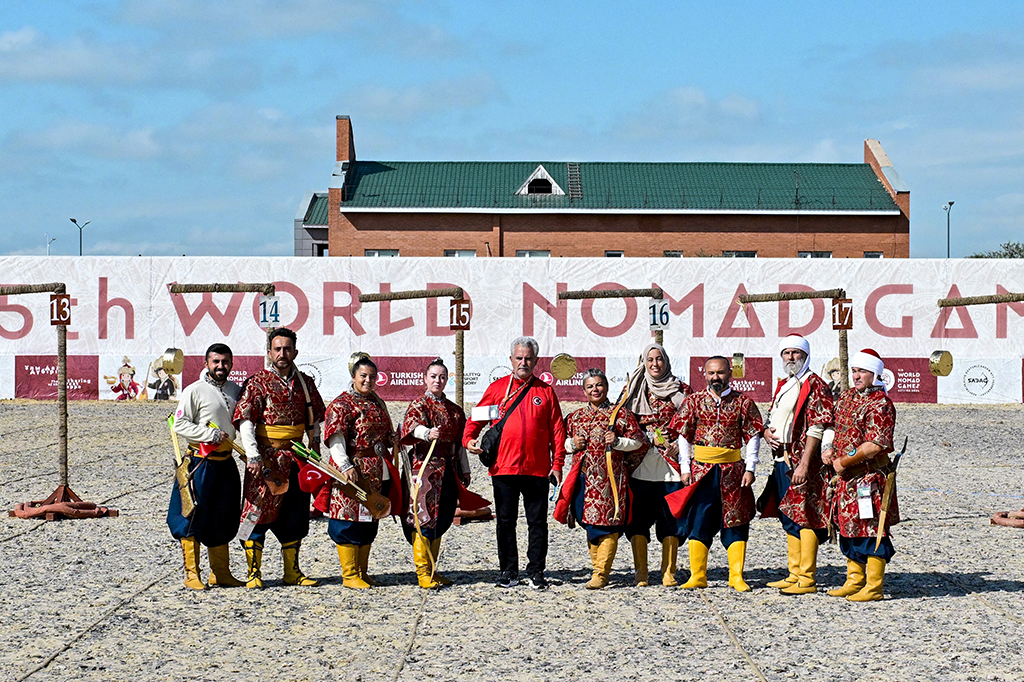 O que são os Jogos Mundiais Nômades, que homenageiam hunos e mongóis