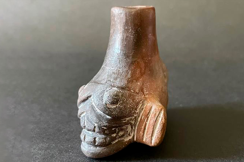 O que eram os “apitos da morte” usados em rituais de sacrifício humano?