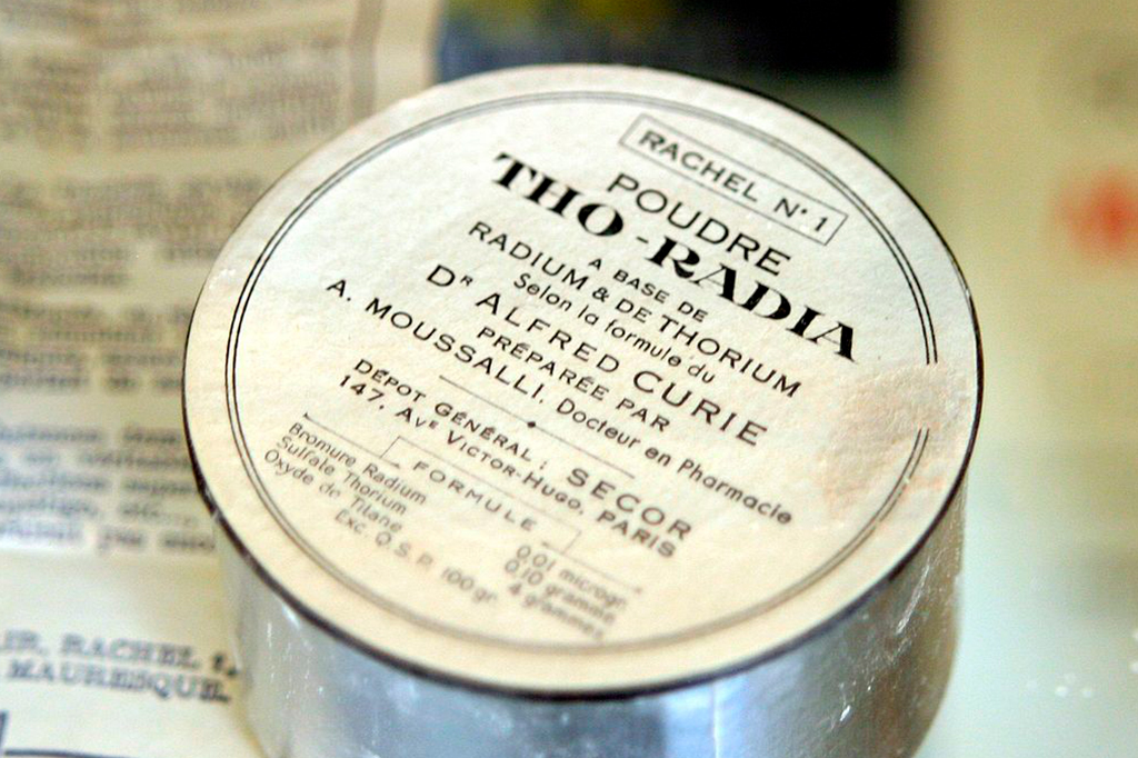Nos anos 1930, a moda na Europa era vender cosméticos radioativos