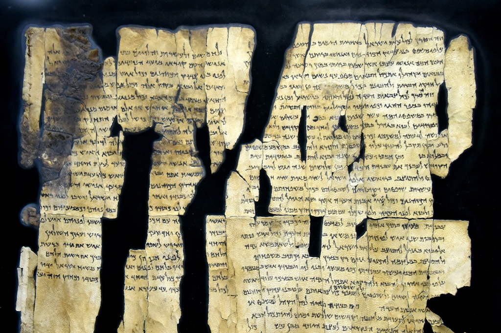 Nova técnica revela idade dos Manuscritos do Mar Morto