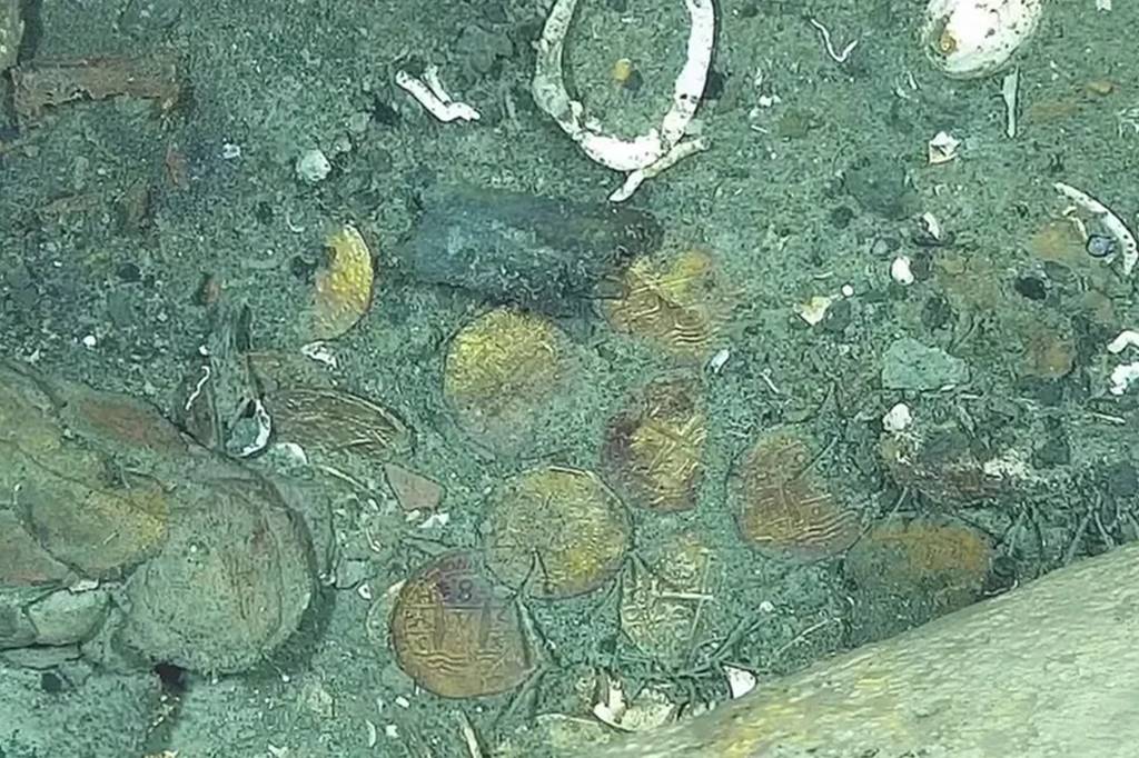 Novas imagens revelam os tesouros escondidos no naufrágio “mais valioso do mundo”