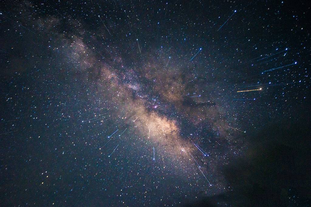 Cientistas recriam primeira molécula do Universo – e desafiam teorias cosmológicas