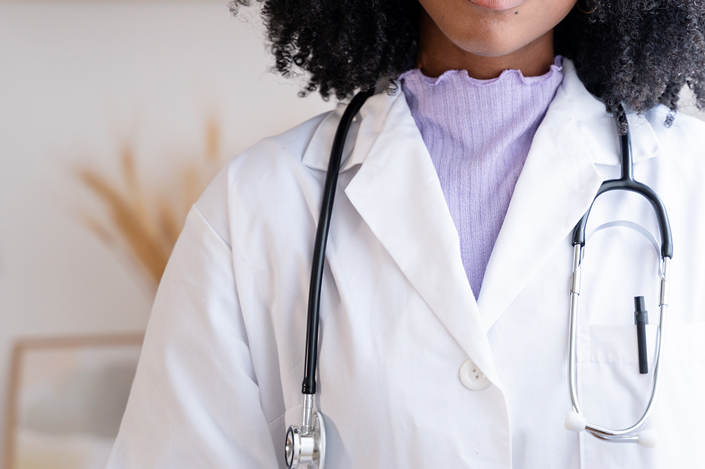 OAB dos médicos? 96% dos brasileiros defende prova para obtenção do CRM