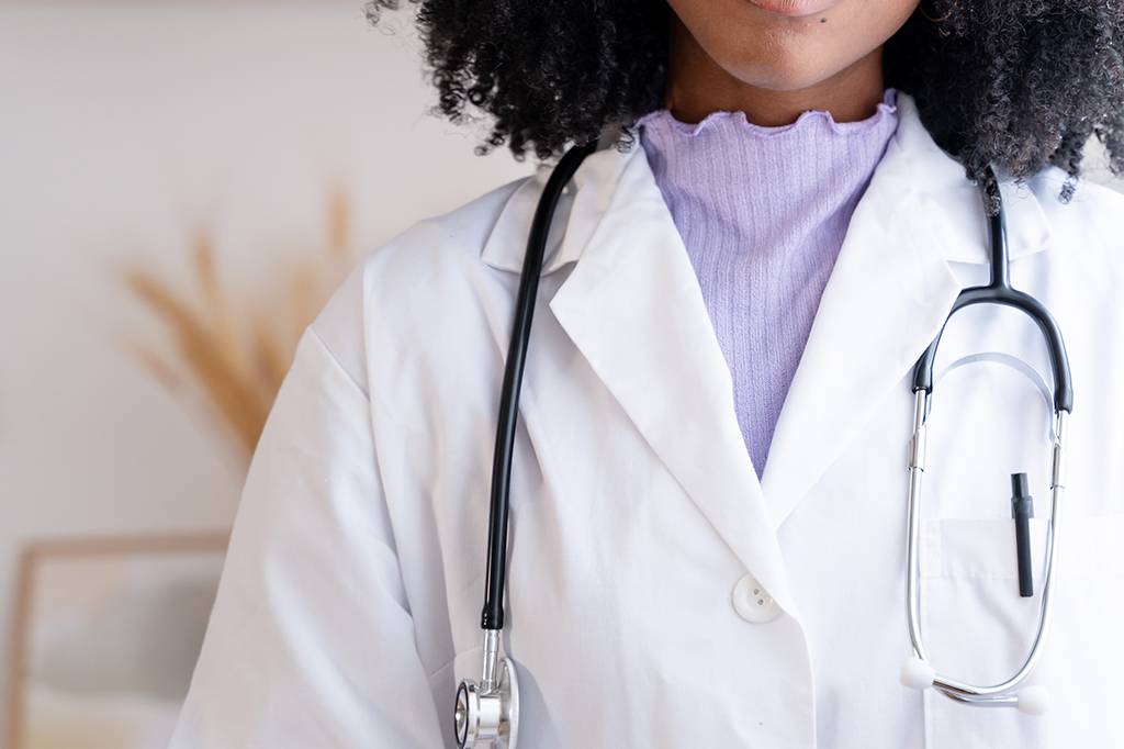 OAB dos médicos? 96% dos brasileiros defende prova para obtenção do CRM