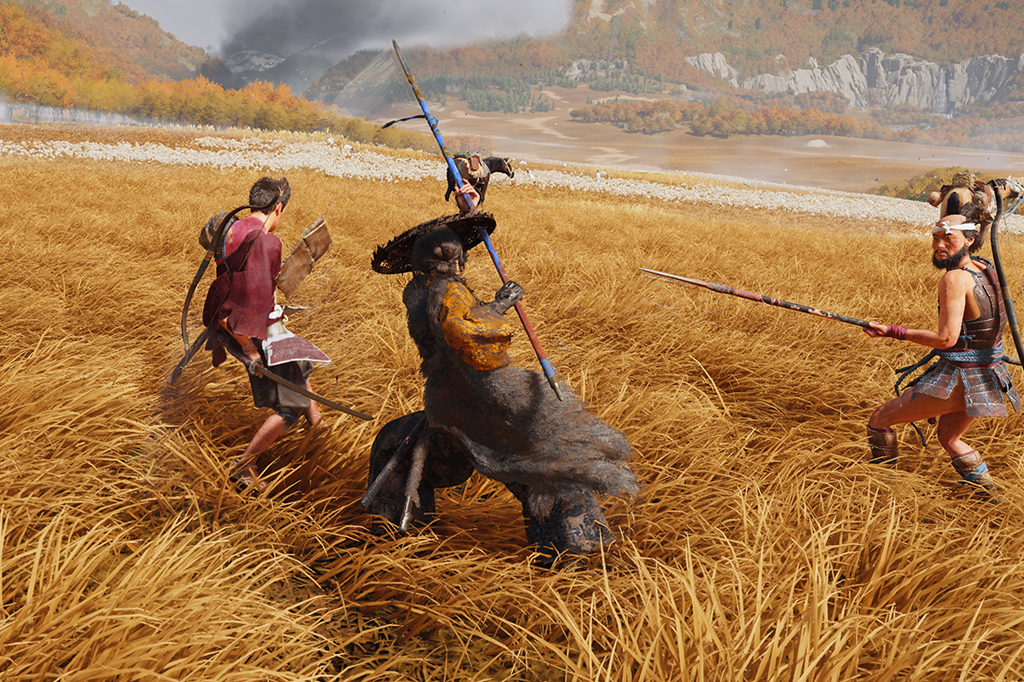 Captura de tela do jogo Ghost-of-Yotei. Tr&ecirc;s personagens segurando armas.