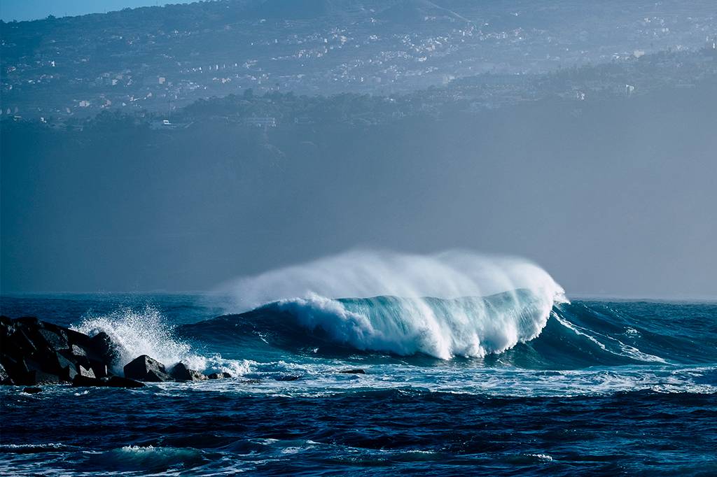 Cientistas mapeiam onde o derretimento do gelo na Antártica vai mais elevar o nível do mar