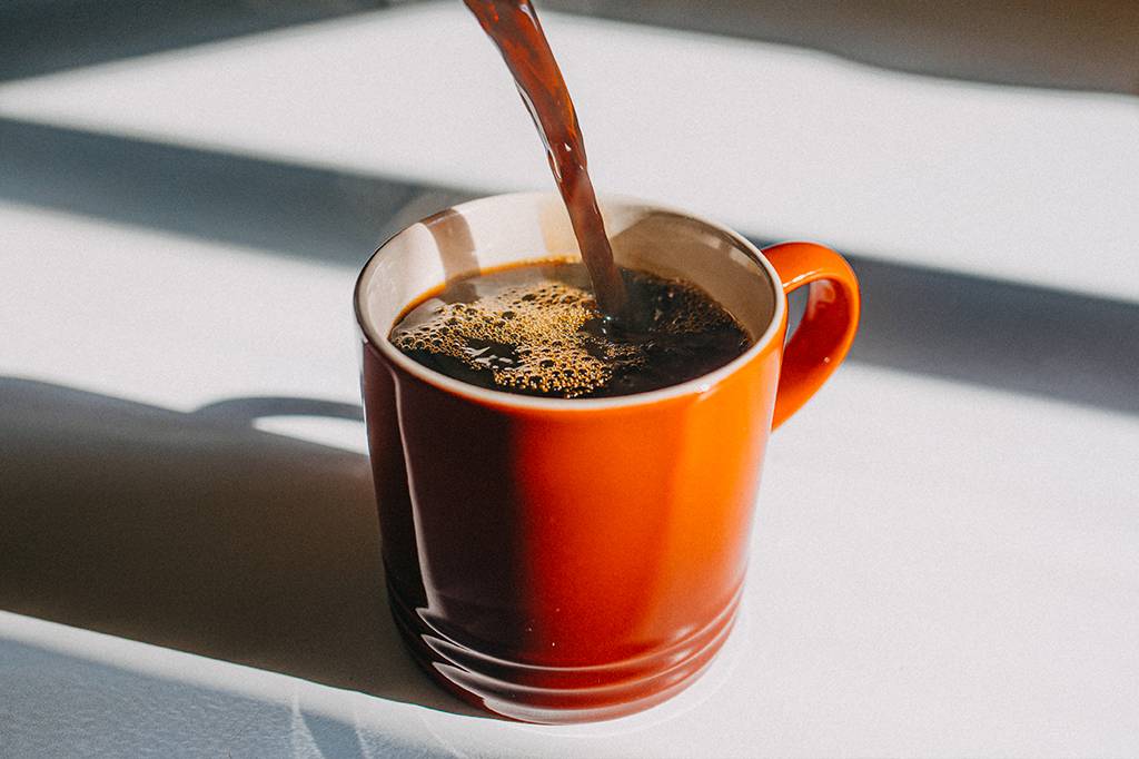 Consumo de café está ligado a menor risco de demência, diz estudo de Harvard
