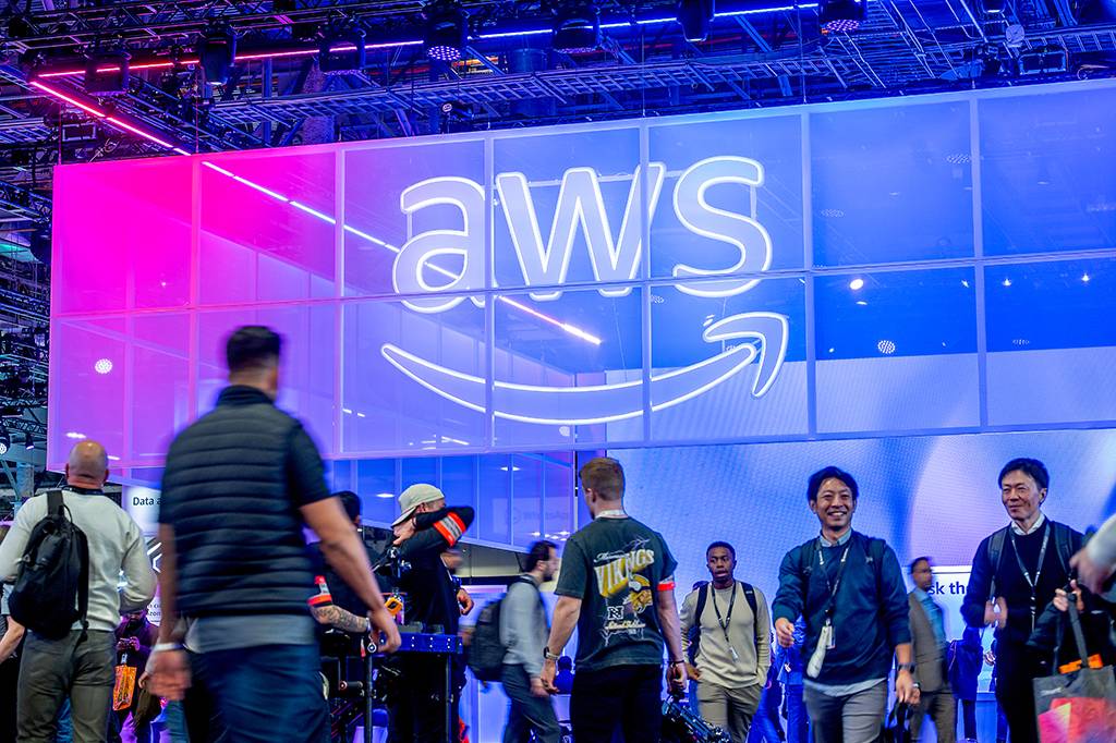 IA da Amazon derrubou plataforma da empresa por 13 horas