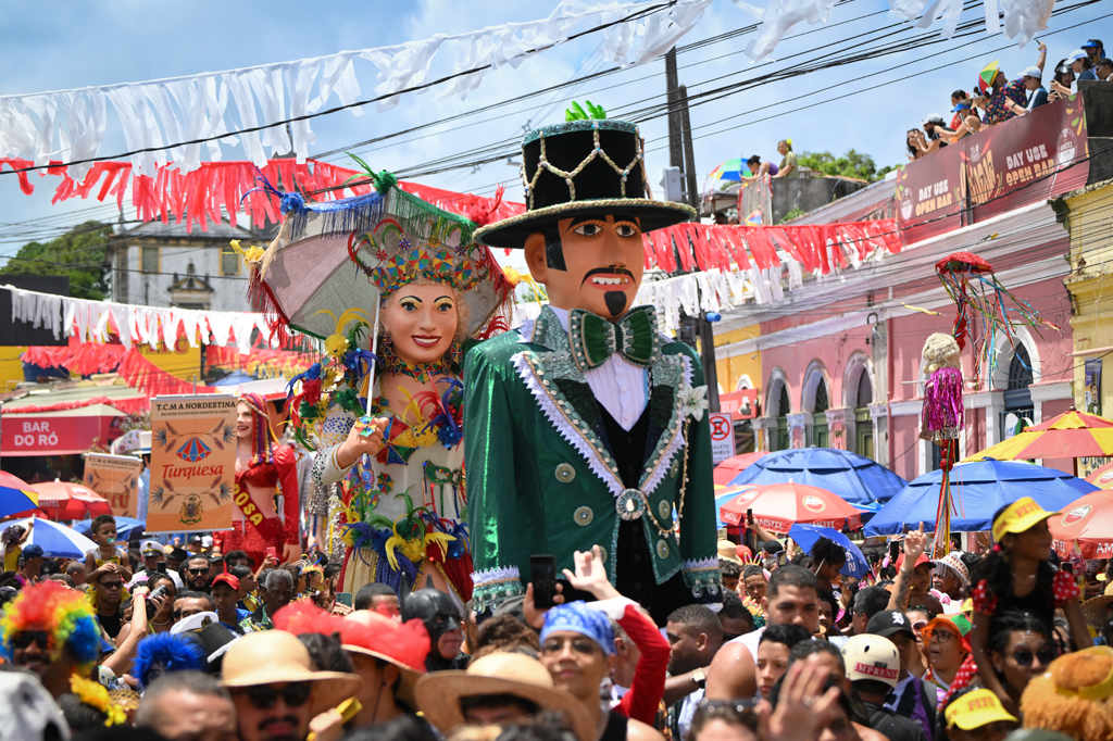 Qual foi o hit do Carnaval de 2026? Confira dados do Brasil inteiro