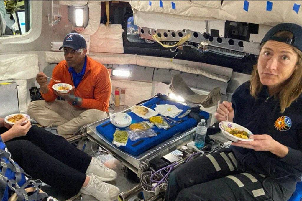 Cuscuz, quiches e cookies: o que os astronautas da Artemis II vão comer a caminho da Lua